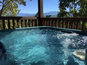 Hot tub in a cabin in Pigeon Forge Tn
