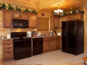 full kitchen in Smoky Mountain cabin